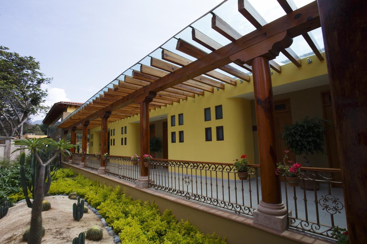 Quinta Sauz Hotel Tacámbaro de Codallos Kültér fotó